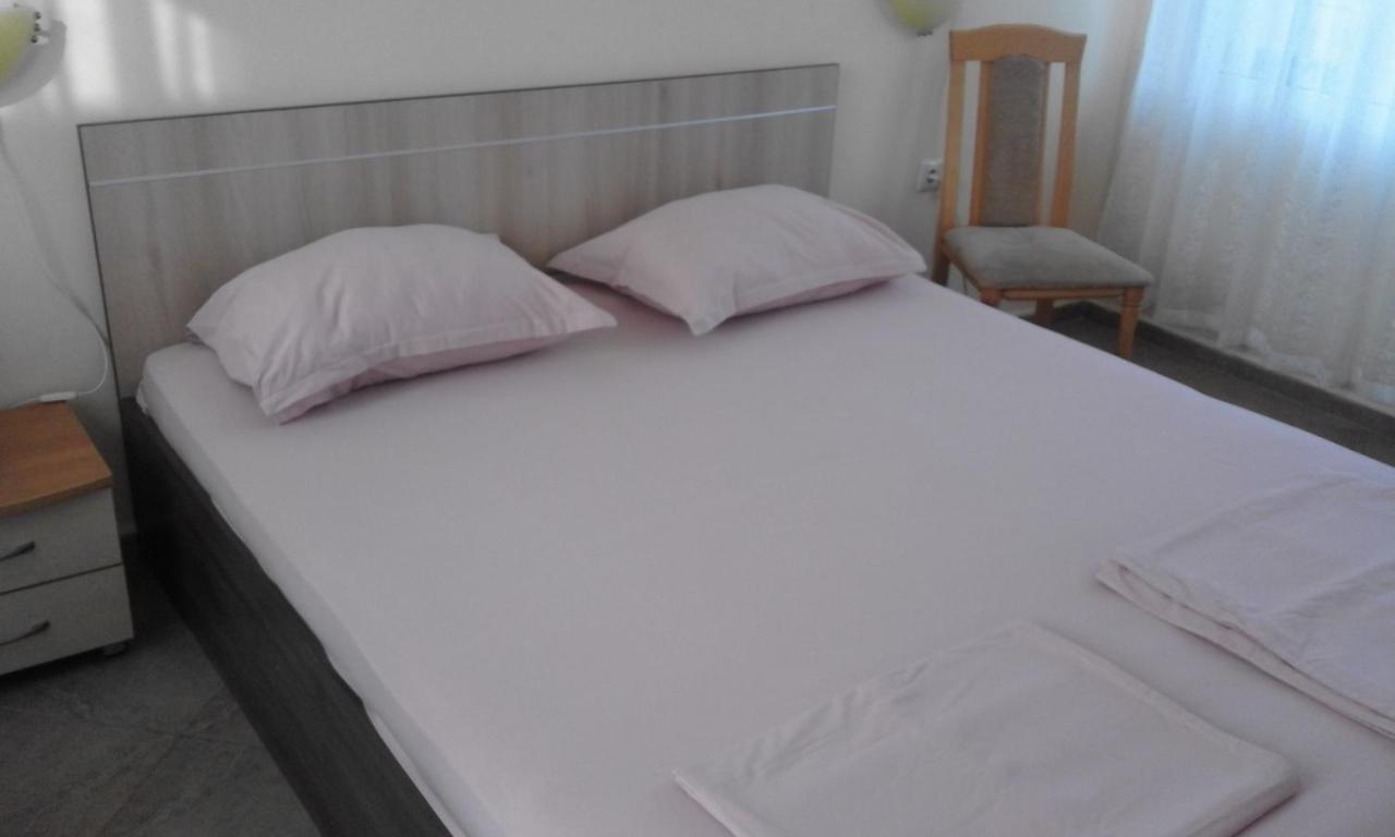Apartments Sea Sounds Поморие Экстерьер фото