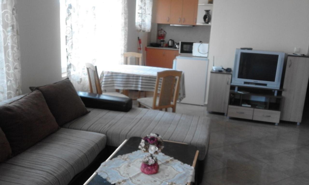 Apartments Sea Sounds Поморие Экстерьер фото