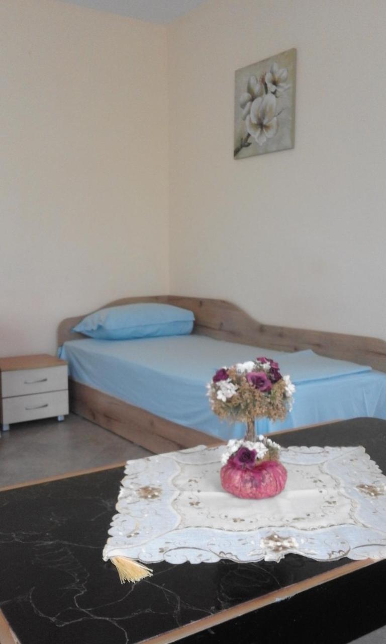 Apartments Sea Sounds Поморие Экстерьер фото